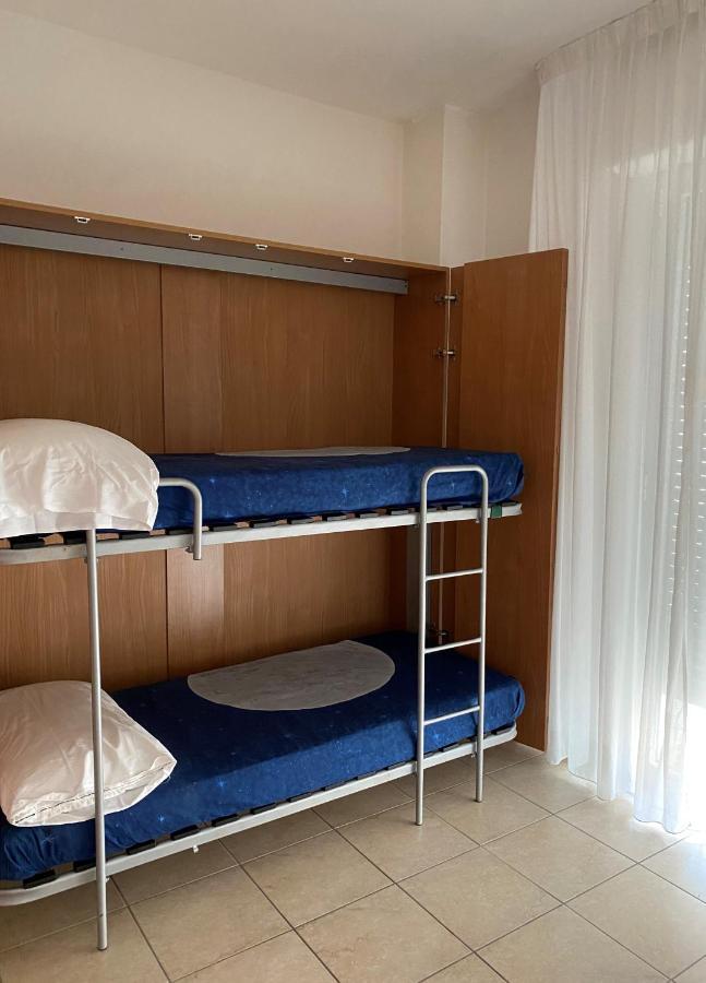 Hotel Ivana Lido di Jesolo Esterno foto